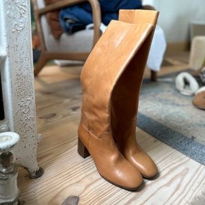 Like new -vagabond- real leather - Perfect tall autumn boot